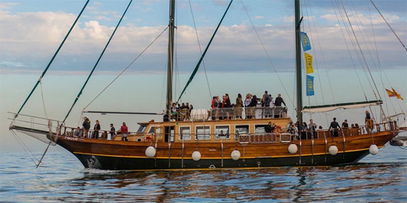 20-80 passengers Schooner boat